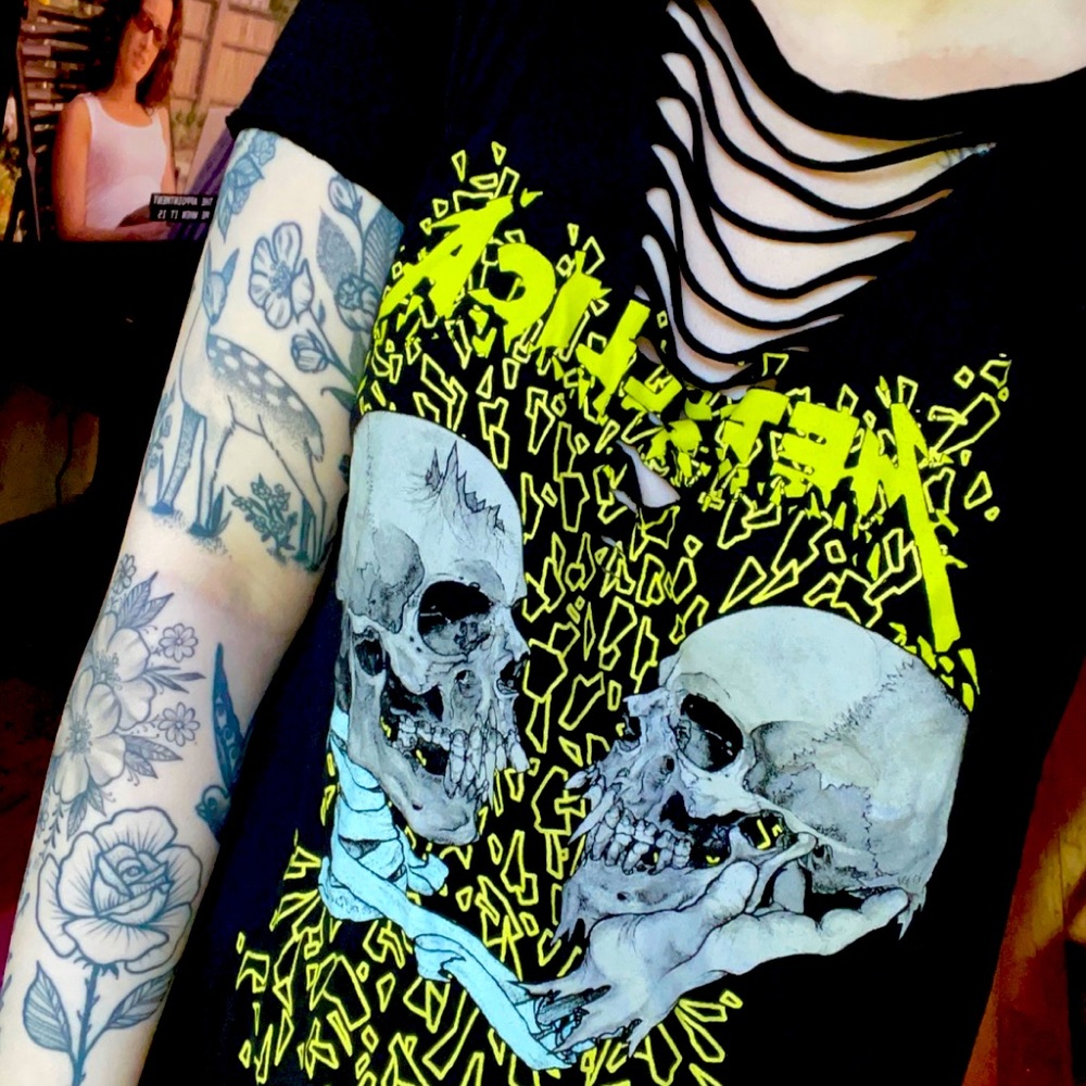 Torrid Metallica nwt ripped band tee 00 medium